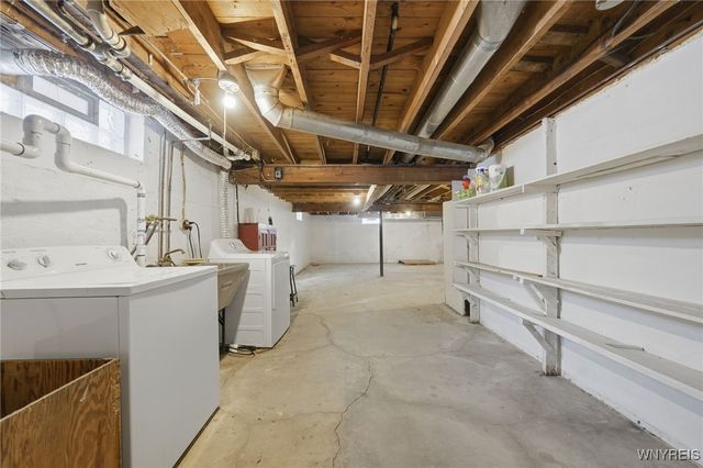 5871 Cole Road, Orchard Park, NY 14127