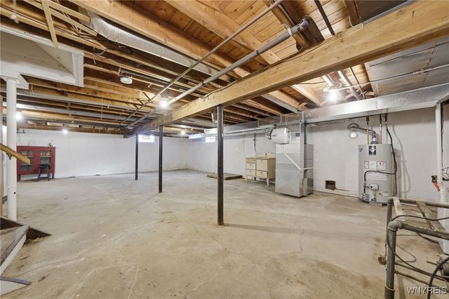 5871 Cole Road, Orchard Park, NY 14127