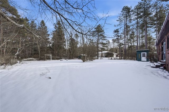 5871 Cole Road, Orchard Park, NY 14127