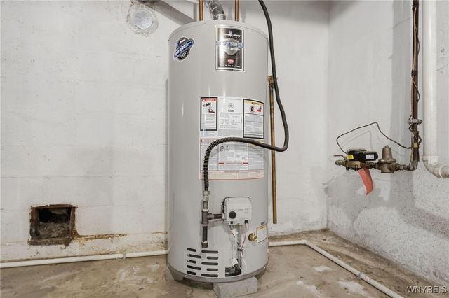 5871 Cole Road, Orchard Park, NY 14127