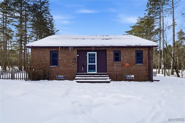 5871 Cole Road, Orchard Park, NY 14127