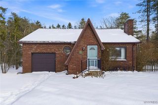 5871 Cole Road, Orchard Park, NY 14127