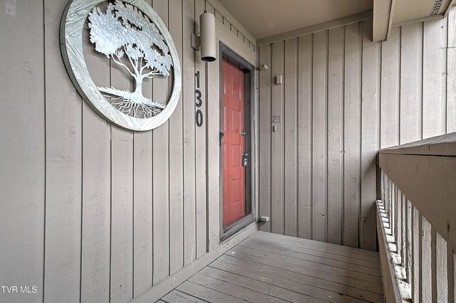 130 Quail Run 130, Bristol, VA 24201