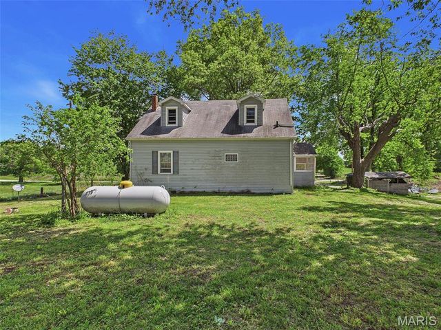 3941 Gun Club Road, New Athens, IL 62264