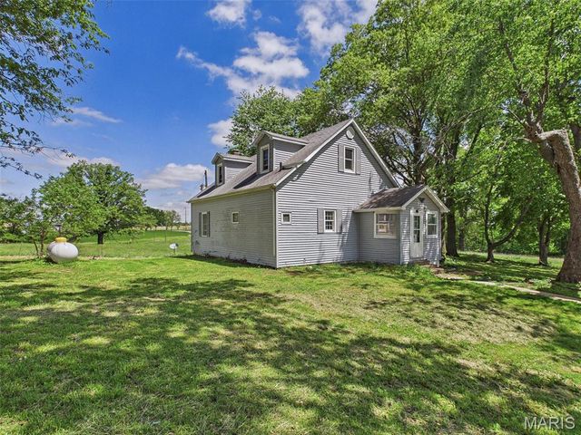 3941 Gun Club Road, New Athens, IL 62264