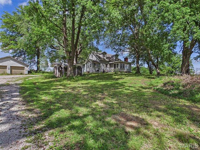 3941 Gun Club Road, New Athens, IL 62264