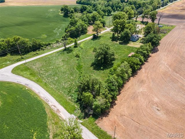 3941 Gun Club Road, New Athens, IL 62264
