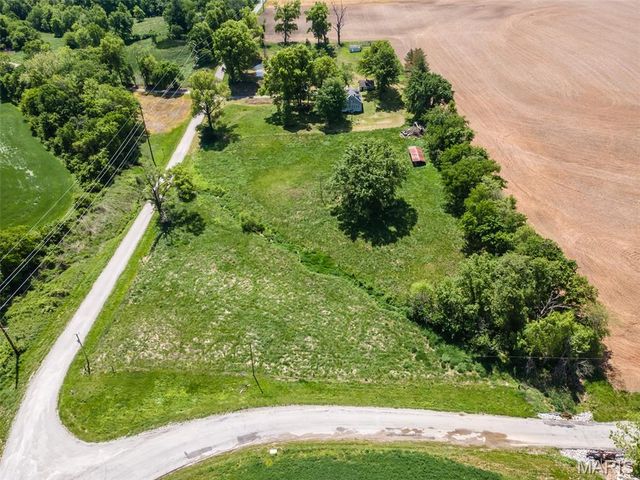 3941 Gun Club Road, New Athens, IL 62264