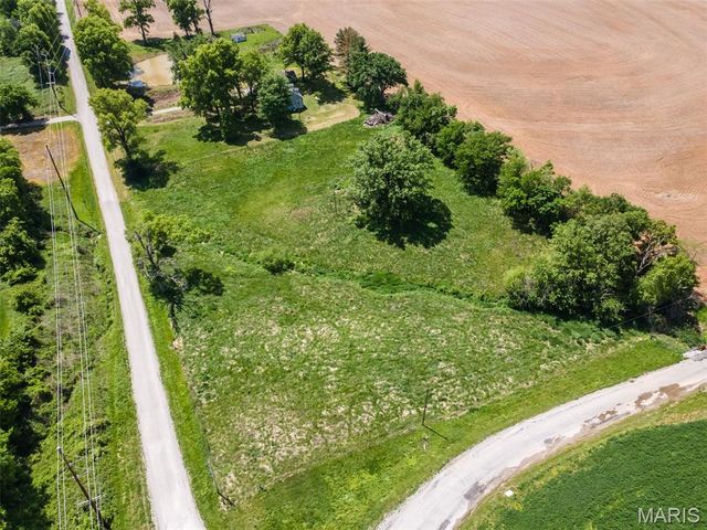 3941 Gun Club Road, New Athens, IL 62264