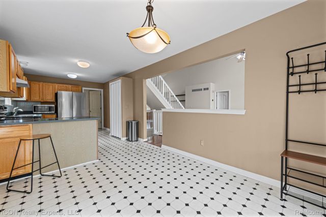 5367 High Ridge Drive, York Charter Township, MI 48197