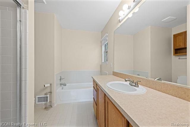 5367 High Ridge Drive, York Charter Township, MI 48197