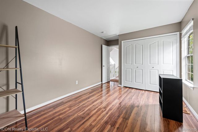 5367 High Ridge Drive, York Charter Township, MI 48197