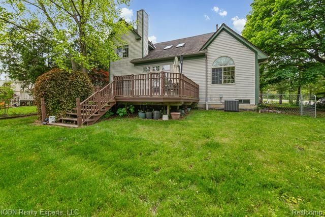 5367 High Ridge Drive, York Charter Township, MI 48197