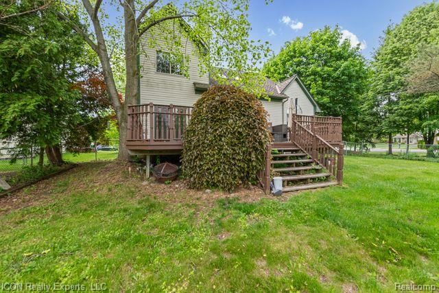 5367 High Ridge Drive, York Charter Township, MI 48197