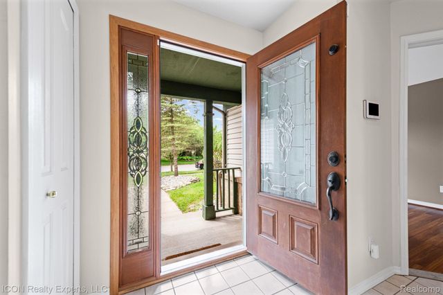 5367 High Ridge Drive, York Charter Township, MI 48197