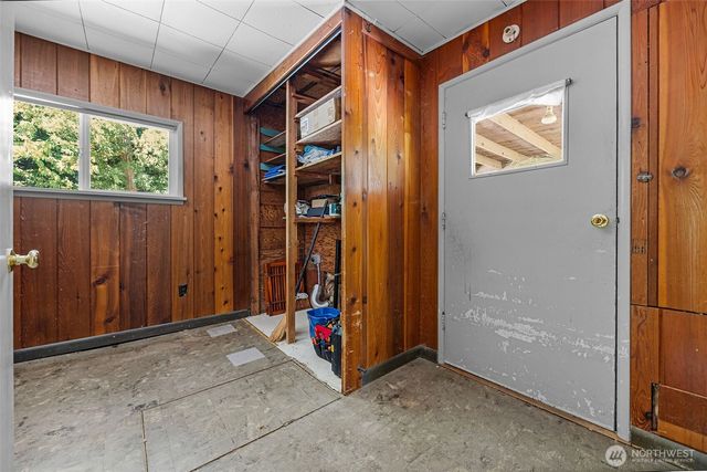 8833 NE Bothell Way, Kenmore, WA 98028