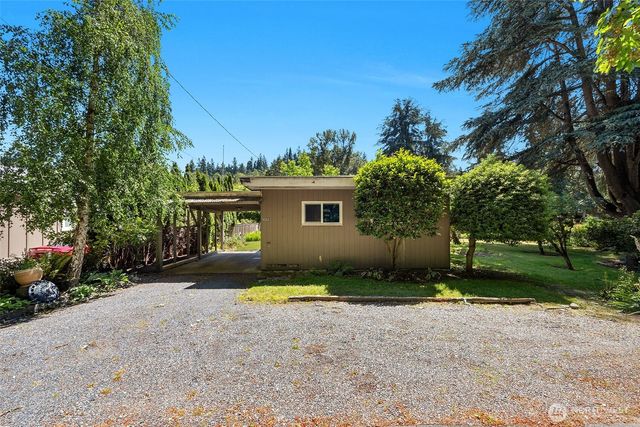 8833 NE Bothell Way, Kenmore, WA 98028
