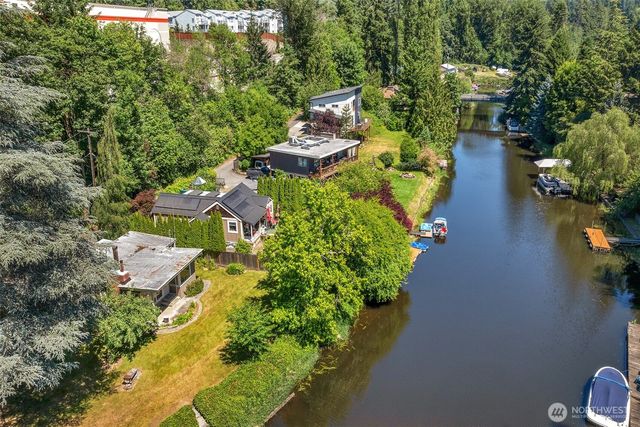 8833 NE Bothell Way, Kenmore, WA 98028