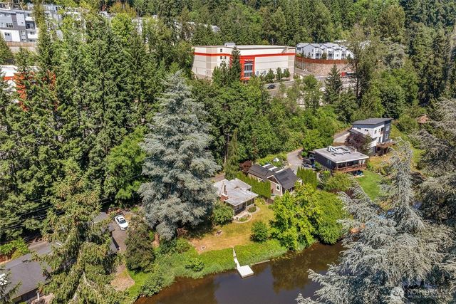 8833 NE Bothell Way, Kenmore, WA 98028