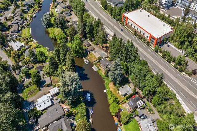 8833 NE Bothell Way, Kenmore, WA 98028