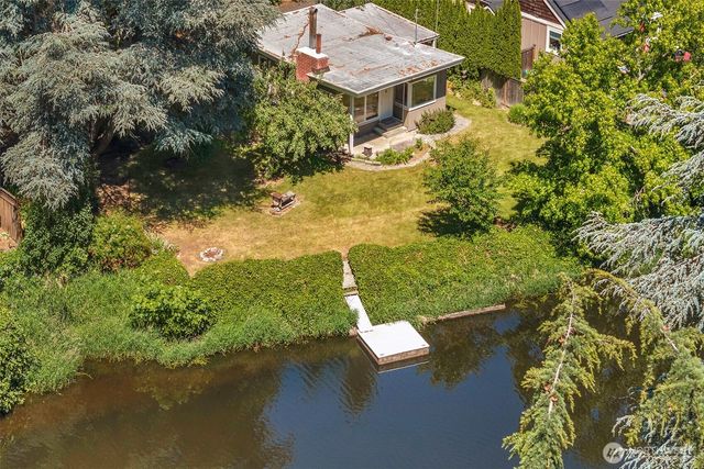 8833 NE Bothell Way, Kenmore, WA 98028