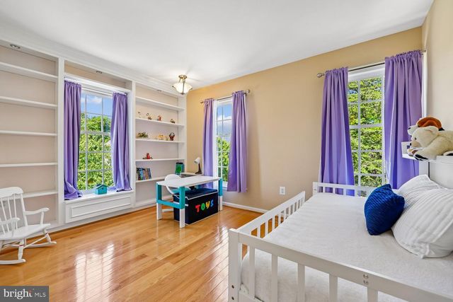211 CHESTERTOWN ST, Gaithersburg, MD 20878