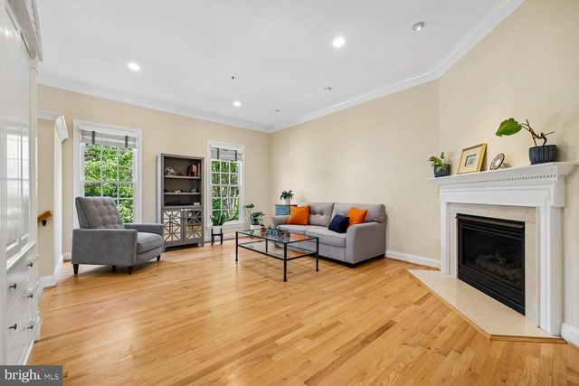 211 CHESTERTOWN ST, Gaithersburg, MD 20878