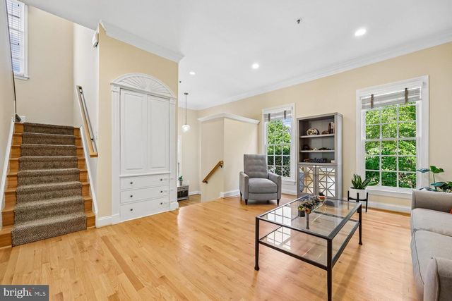 211 CHESTERTOWN ST, Gaithersburg, MD 20878