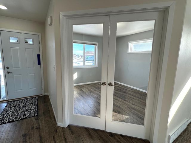 6163 Maple Valley Drive S, Fargo, ND 58104