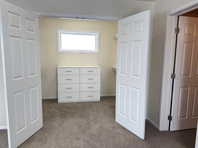 6163 Maple Valley Drive S, Fargo, ND 58104