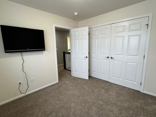 6163 Maple Valley Drive S, Fargo, ND 58104