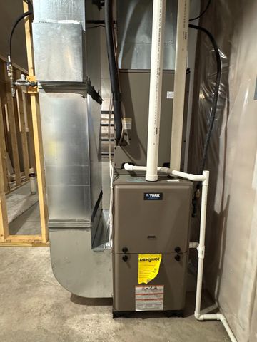 6163 Maple Valley Drive S, Fargo, ND 58104