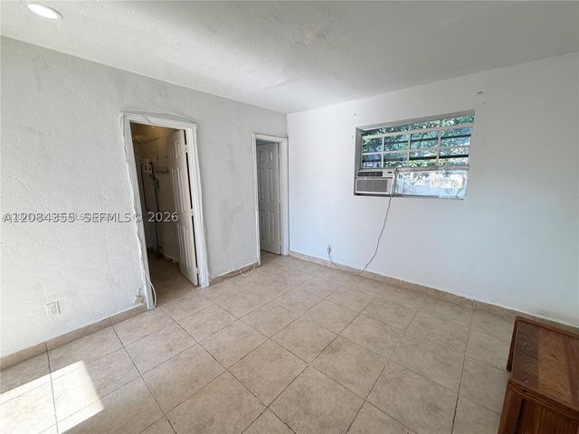 2212 Grant St 2, Hollywood, FL 33020