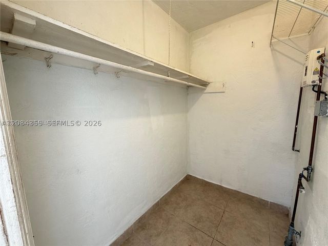 2212 Grant St 2, Hollywood, FL 33020
