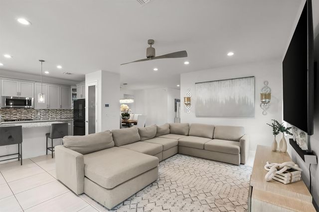 7241 Stella Lane, Lake Worth, FL 33463
