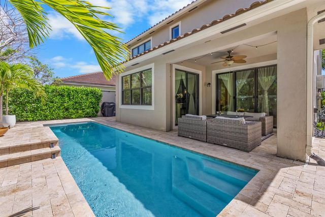 7241 Stella Lane, Lake Worth, FL 33463
