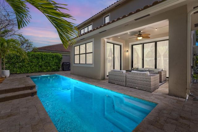7241 Stella Lane, Lake Worth, FL 33463