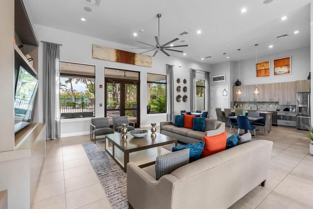 7241 Stella Lane, Lake Worth, FL 33463