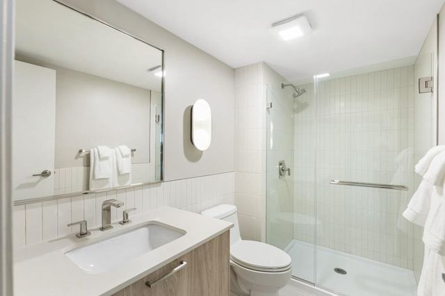 2460 Peachtree NE Road 1105, Atlanta, GA 30305