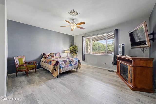 3370 N Fork River Court, Tucson, AZ 85745