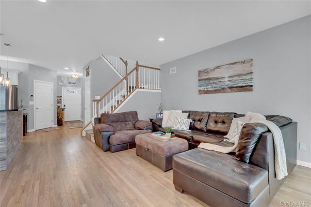 37 Terrace Lane, Patchogue, NY 11772