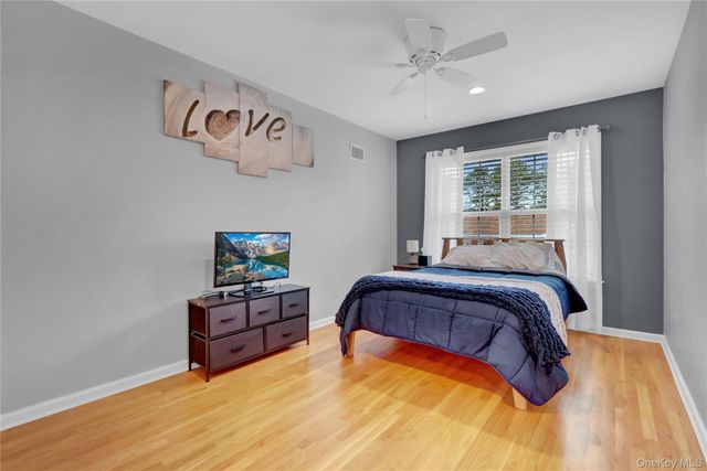 37 Terrace Lane, Patchogue, NY 11772