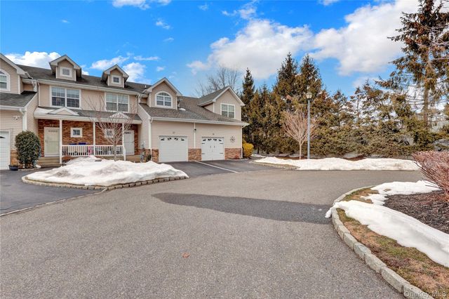 37 Terrace Lane, Patchogue, NY 11772