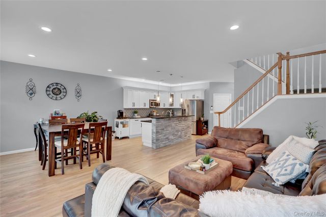 37 Terrace Lane, Patchogue, NY 11772