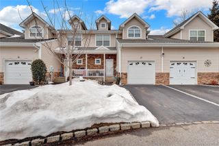 37 Terrace Lane, Patchogue, NY 11772