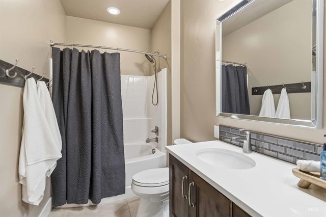 4719 W Braveheart St., Eagle, ID 83616