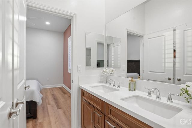 3519 Jardineire Lane, Bakersfield, CA 93311