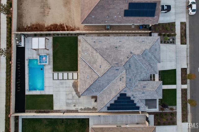 3519 Jardineire Lane, Bakersfield, CA 93311