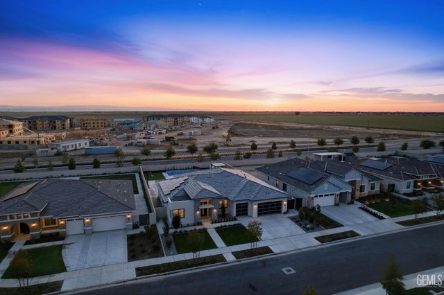 3519 Jardineire Lane, Bakersfield, CA 93311