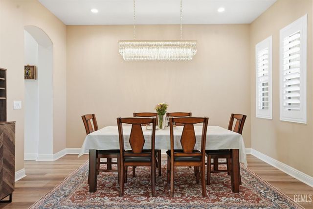3519 Jardineire Lane, Bakersfield, CA 93311